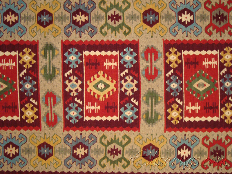 Kilim Rug: Pirot