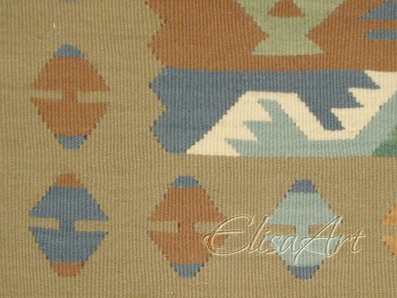 Handmade Kilim Rug: Tortoises