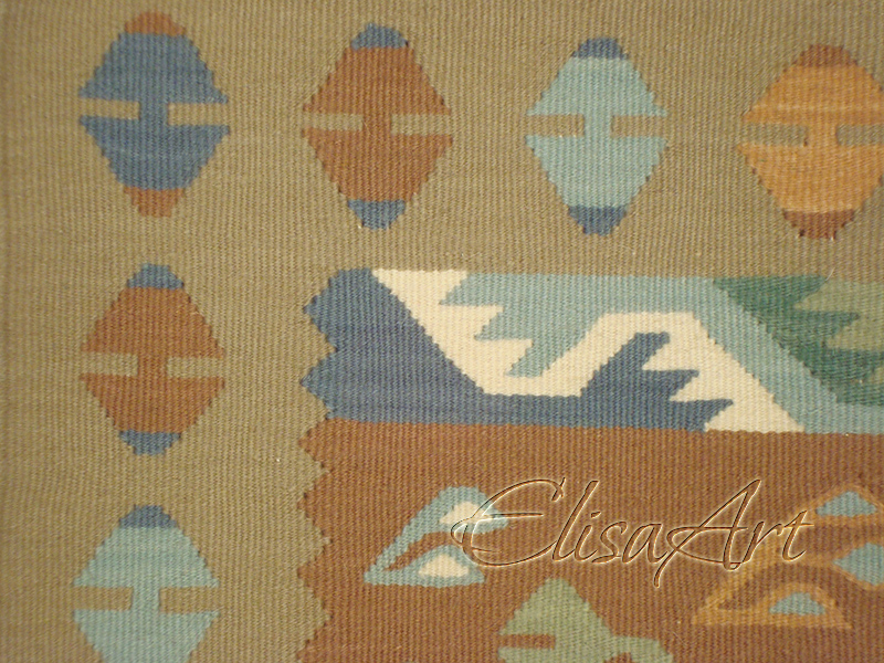 Handmade Kilim Rug: Tortoises